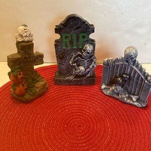 NWT & Vintage 2000s, Three Very Heavy Resin Graveyard Tombstones